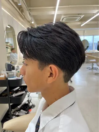 メンズ スパイキーショート/ センターパート/奈菜のヘアスタイル