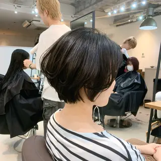 ショート カラー 前田 健太のヘアスタイル