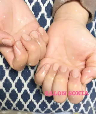 ネイル 小顔・毛穴・たるみ ネイル　似内真樹のエステ・リラクイメージ