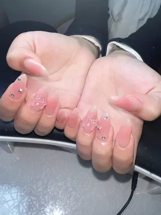 ネイル Lee Nailsのネイルデザイン