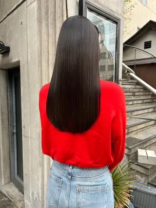 ロング tarte所属・地毛風ストレート🫧 ／艶カラー／イズミのヘアスタイル