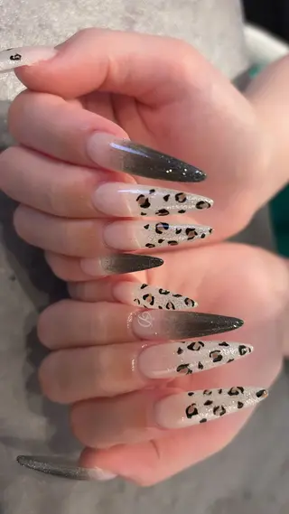 ネイル Mignon所属・Mignon 、のネイルデザイン