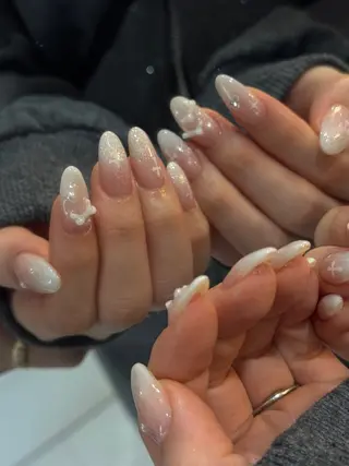 ミディアム Nailsalon M-crystalのネイルデザイン