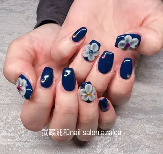 ネイル R inのネイルデザイン