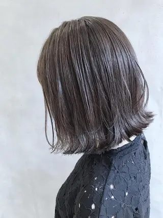 ショート カラー MOU namba ムウナンバのヘアスタイル