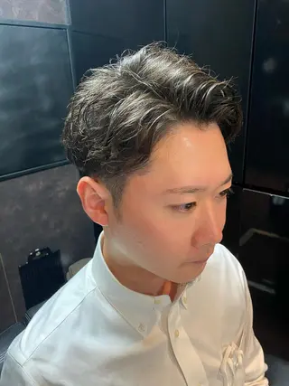 パーマ メンズ プレミアムバーバーヒロ銀座所属・成田 知佳のヘアスタイル