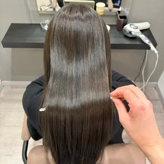 ロング ans(アンス)所属・山上 佳汰/髪質改善/艶髪のヘアスタイル