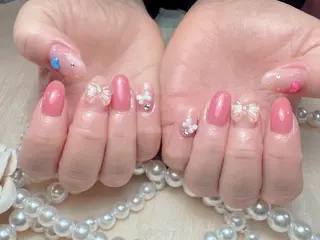 ネイル マジックミラー所属・マジック ミラーのネイルデザイン