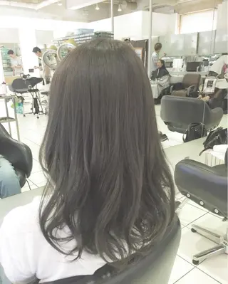 ミディアム セミロング カラー 青木 茂樹⭐️ 透明感カラーのヘアスタイル