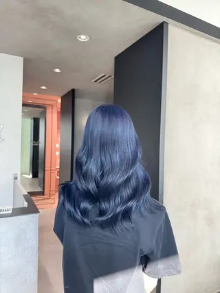 カラー 🇰🇷韓国風ハイ トーンKANA🖤のヘアスタイル