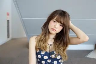 セミロング ロング カラー 加藤 あやみのヘアスタイル