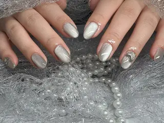 ネイル More Glam 池袋東口店のネイルデザイン