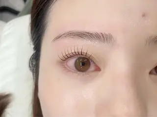 マツエク・マツパ 🎀飯野 心咲のヘアスタイル