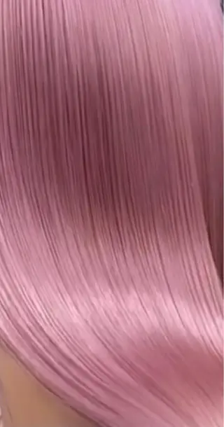 ショート 友田 千栄のヘアスタイル