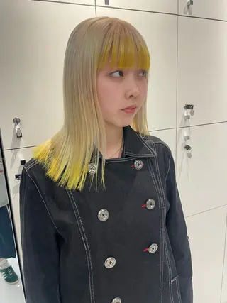 セミロング カラー こいけ ほのかのヘアスタイル