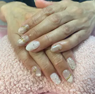 ネイル GＬA D所属・ＧＬAD グラットのネイルデザイン