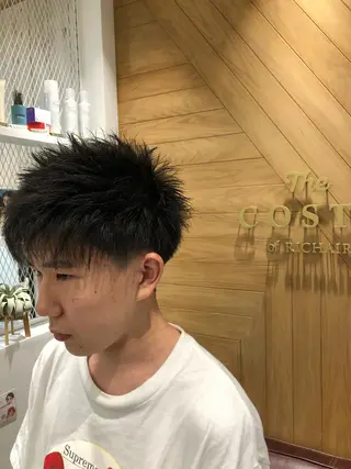 ショート メンズ 鈴村 大介のヘアスタイル