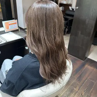 ロング カラー 近藤 優羽のヘアスタイル
