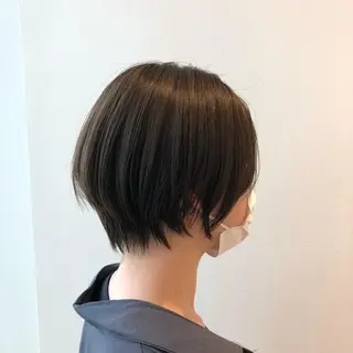 ショート カラー 堀 ゆきみのヘアスタイル