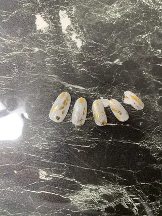 ネイル マルサンカクシカク所属・○△□ 守口市のネイルデザイン