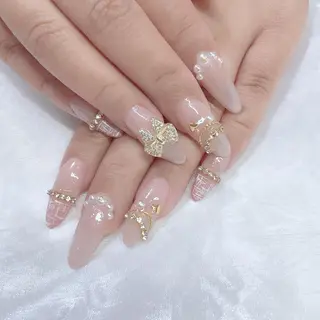 ネイル Rire_eye+beauty_nail所属・Rire_ nail_yukiのネイルデザイン