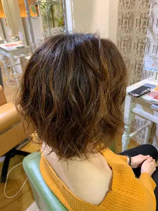 ショート パーマ 奥野 理香子のヘアスタイル