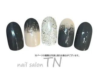 ネイル 矢川 まどかのネイルデザイン