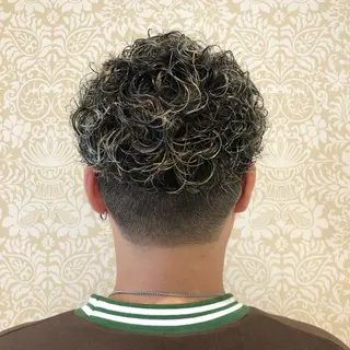 ショート カラー パーマ メンズ 🐠寒色系×パーマ 櫻井　麿偉🐏のヘアスタイル