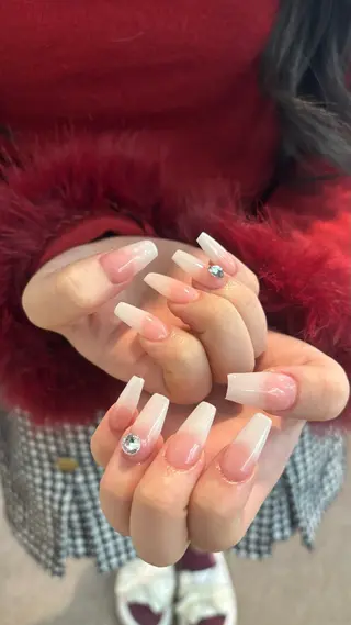 ネイル Fam-er博多店所属・ヒラユ マリアのネイルデザイン