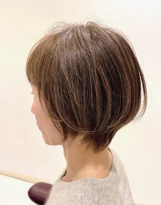 ショート ツヅキ マスミのヘアスタイル