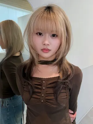 セミロング RiA/レイヤーカッ ト/ハッシュカットのヘアスタイル