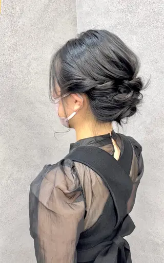 ミディアム ヘアアレンジ 口コミ高評価✨ 安達ももかのマツエク・マツパデザイン