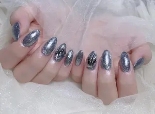 ネイル Queenie 🦋のネイルデザイン