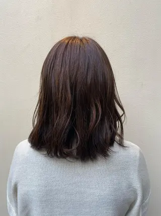 ミディアム カラー 高浜 夕海のヘアスタイル