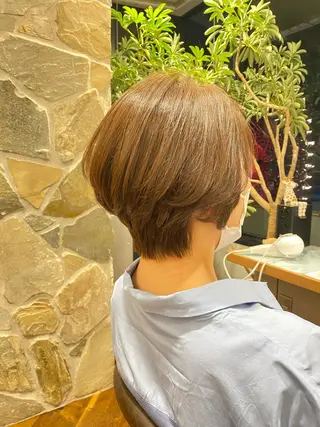 ショート レイヤー/グレージュ メンズパーマのヘアスタイル