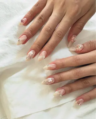 ネイル NailSalon✨ Écrinエクランのネイルデザイン