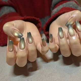 ネイル ⠀ loggy.のネイルデザイン