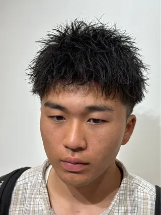 ショート メンズ 青木 真裟斗のヘアスタイル