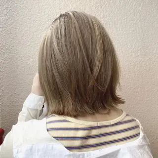 ショート カラー SALOWIN 新宿三丁目EAST所属・韓国レイヤー🇰🇷 layercut✂️のヘアスタイル