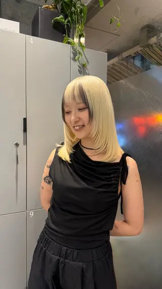 ミディアム earth吉祥寺店所属・吉祥寺/koume/ カラー/レイヤーのヘアスタイル