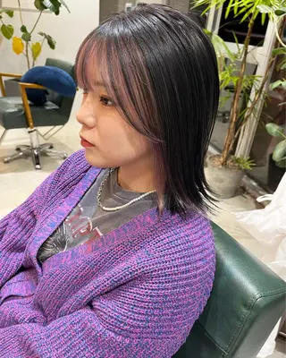 ミディアム カラー 鈴木 美紅のヘアスタイル