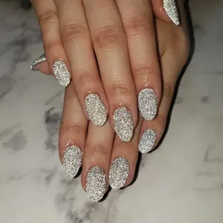 ネイル ビジュード ネイルのネイルデザイン