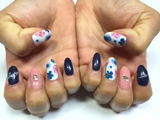 ネイル Megumi Nailのネイルデザイン