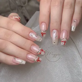 ネイル Maggie Nail🦩のネイルデザイン
