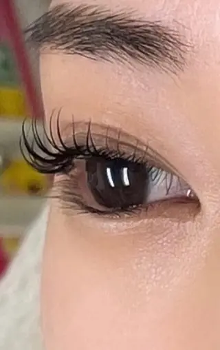 マツエク・マツパ 総合サロンみれーゆ所属・総合サロンみれーゆ 深澤のマツエク・マツパデザイン