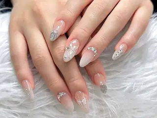 ネイル メルシー ゆりのネイルデザイン