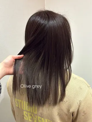 セミロング 柴田真衣 /透明感/ナチュラルのヘアスタイル