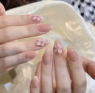 ネイル エ リのネイルデザイン