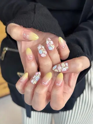 ネイル Haruna 🪽のネイルデザイン