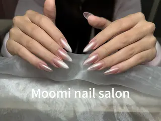 ロング Moomi nail salonのネイルデザイン